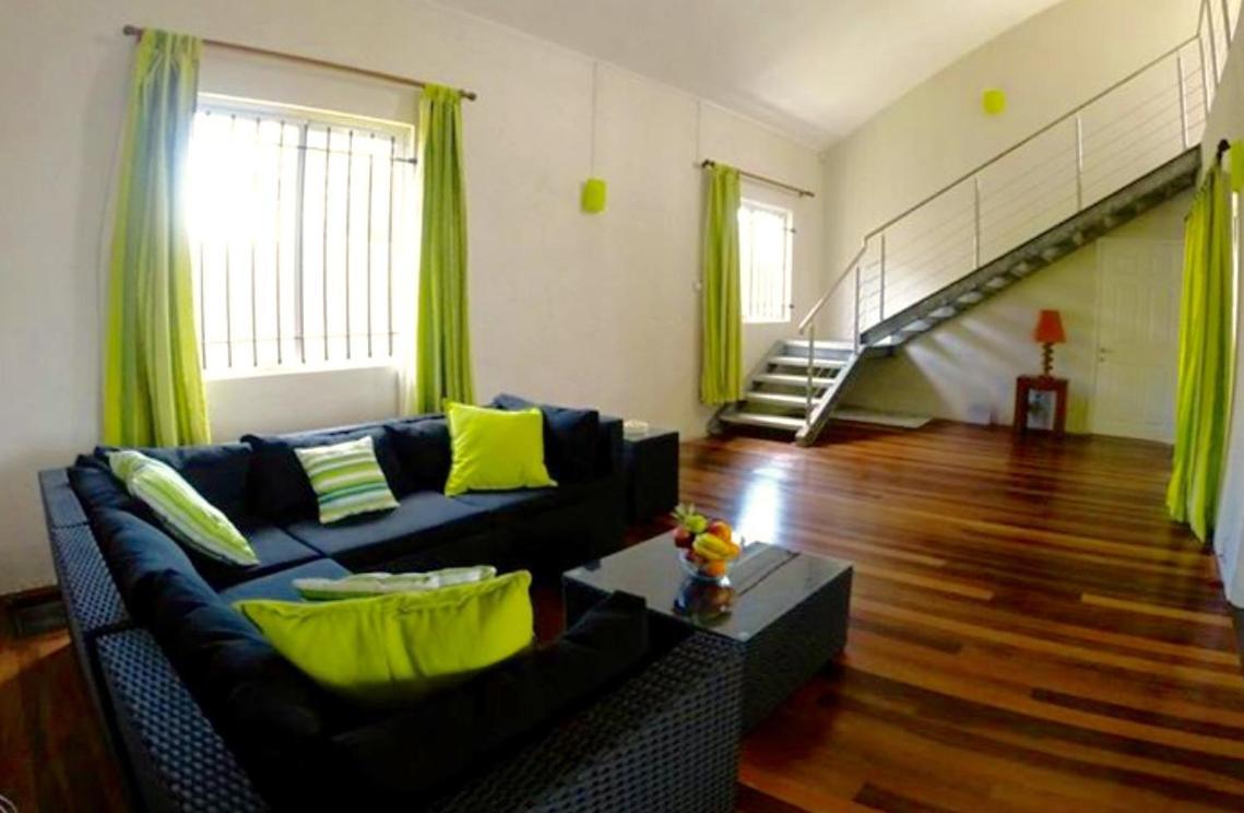 Manawa And One Eye Apartments La Gaulette Luaran gambar
