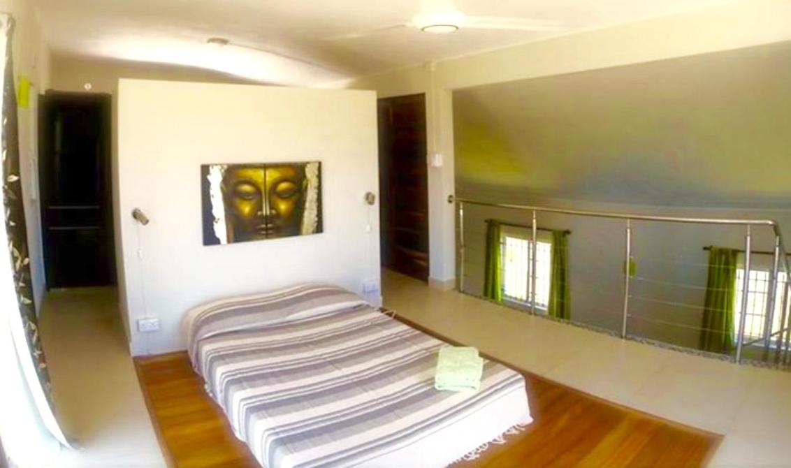 Manawa And One Eye Apartments La Gaulette Luaran gambar